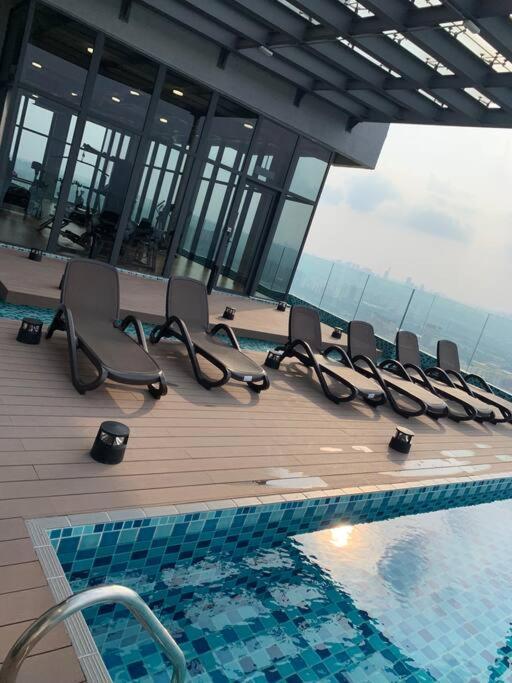 2Br 8Pax Swingduplexekocherasmall—Infinitypool Mrt Kuala Lumpur Dış mekan fotoğraf